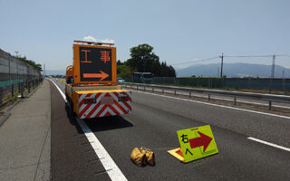 安全パト 長野自動車道上り線車線規制（松本営業所）