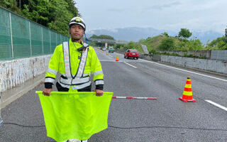 安全パト 下り線走行車線規制（諏訪営業所）