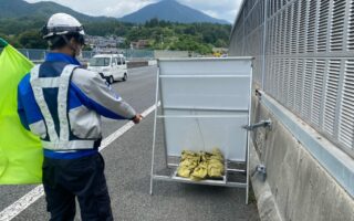 クロスパトロール 中央自動車道 下り線 走行車線規制（大月営業所）