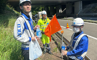 所長パト 中央道上り線左2車線規制（八王子多摩営業所）