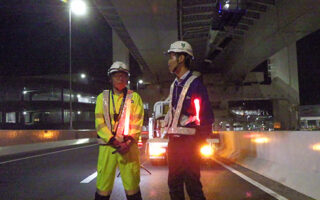 所長パト 首都高速道路　横浜北西線下り線右A規制（港北営業所）