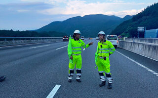 所長パト 新東名上り線2/3追い越し規制（静岡営業所）