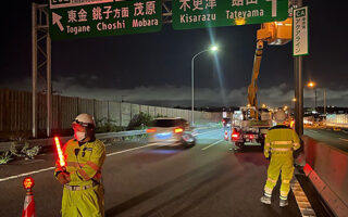 安全パト 京葉道路下り線追越車線規制（千葉営業所）