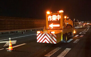 所長パト 東名高速道路上下線追越車線規制（厚木営業所）