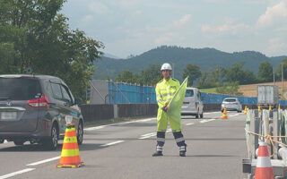 支社長パト 中央自動車道上下線追越車線規制（甲府営業所）