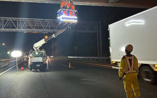 所長パト 関越自動車道下り線右2車線規制（所沢営業所）