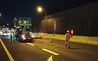 安全パト 京葉道路上り線走行車線規制（葛西営業所）