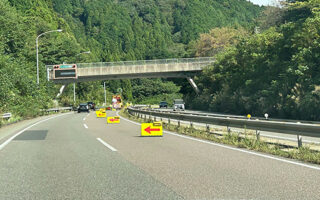所長パト 東海北陸自動車道下り線追越車線規制（岐阜営業所）
