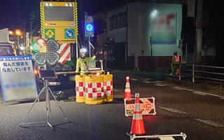 所長パト 国道18号下り線片側交互通行規制（佐久営業所）