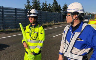 所長パト 道央自動車道上下線対面通行規制（江別営業所）