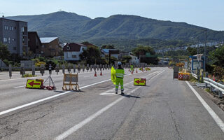 所長パト 札樽自動車下り線走行車線規制（江別営業所）
