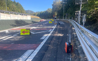 安全パト 中央道下り線走行車線規制（多治見営業所）