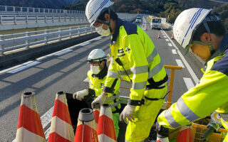 設置パト 上信越自動車上り線走行車線規制（長野営業所）