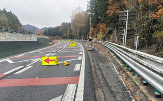 安全パト 中央自動車道下り線走行車線規制（多治見営業所）