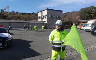 安全パト 横浜横須賀道路下り線保安業務（港北営業所）