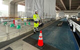 安全パト 国道302号線固定規制内誘導業務（名古屋東営業所）