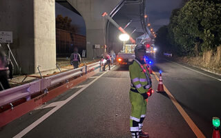 安全パト 国道302号片側交互通行規制（名古屋西営業所）