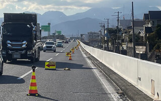 安全パト 西湘バイパス下り線走行車線規制（平塚営業所）