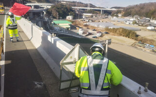 設置パト 阪神高速7号北神戸線上り線追越車線規制（西宮営業所）
