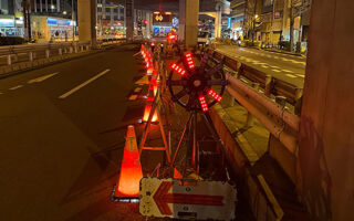 安全パト 国道4号上下線車線規制（加平営業所）