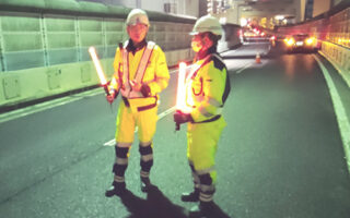 安全パト 首都高速道路 三ツ沢線上り右A規制（港北営業所）