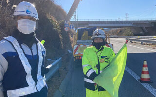 役員パト 中部横断自動車道下り線路肩規制（甲府営業所）