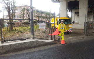 安全パト 西名阪道　路下用地内（西宮営業所）