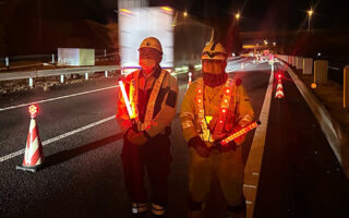 所長パト 首都圏中央連絡自動車下り線追越車線規制（所沢営業所）