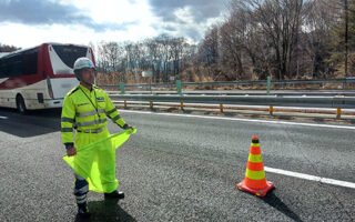 安全パト 中央自動車道上り線走行車線規制（松本営業所）