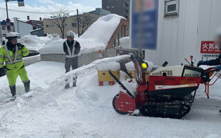 安全パト 除雪作業 保安誘導業務（江別営業所）