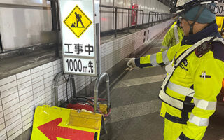 安全パト 東京外環自動車道内回り右車線規制（加平営業所）