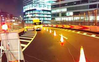 安全パト 首都高速道路・三ッ沢線下り線右A規制（港北営業所）