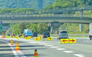 所長パト 中央自動車道下り線左ルート閉鎖（大月営業所）