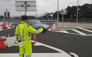 安全パト 西湘バイパス下り線SA・PA誘導業務（横浜町田営業所）
