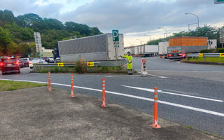 所長パト 東名高速道路 SA・PA誘導業務（港北営業所）