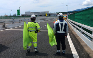 所長パトロール 小田原厚木道路上り線走行車線規制（平塚営業所）