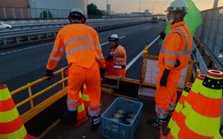 所長パトロール 中央自動車道上下線路肩規制（八王子維持営業所）