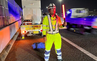 支社長パトロール 近畿道上り線路肩規制（西宮営業所）