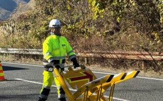 所長パトロール 中央自動車道下り線走行車線規制（大月営業所）