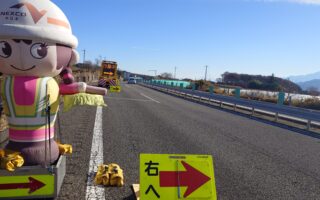 営業所パトロール 中央自動車道上り線走行車線規制（松本営業所）