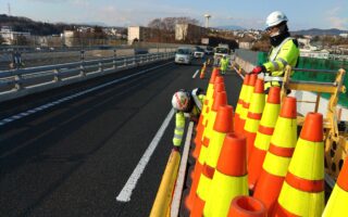 支社長パトロール 小田原厚木道路上り線走行車線規制（平塚営業所）