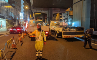 営業所パトロール 首都高渋谷線路下上り線右2車線規制（港北営業所）