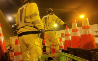 営業所パトロール 外環道内回り追越車線規制（吉祥寺営業所）