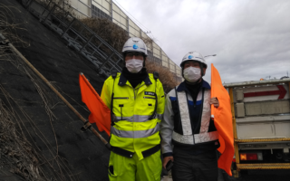 安全パトロール　第三京浜上下線路肩規制（横浜町田営業所）