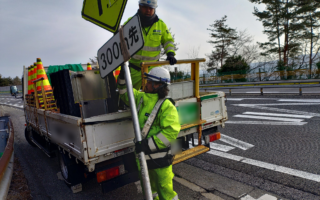 設置パトロール 中央自動車道上り線走行車線規制（飯田営業所）