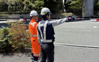 安全パトロール 首都圏中央連絡自動車道　高尾山IC　Eランプブース規制（八王子維持営業所）