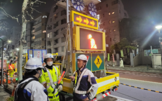 安全課パトロール 都道25号線車線変移規制（吉祥寺営業所）