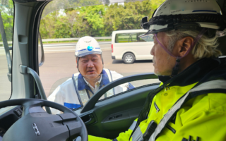 所長パトロール 阪神高速　7号　北神戸線上り線追越車線規制（神戸西営業所）