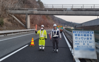 所長パトロール 中央自動車道上り線走行車線規制（飯田営業所）