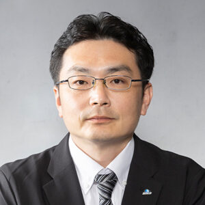 真木　俊誠